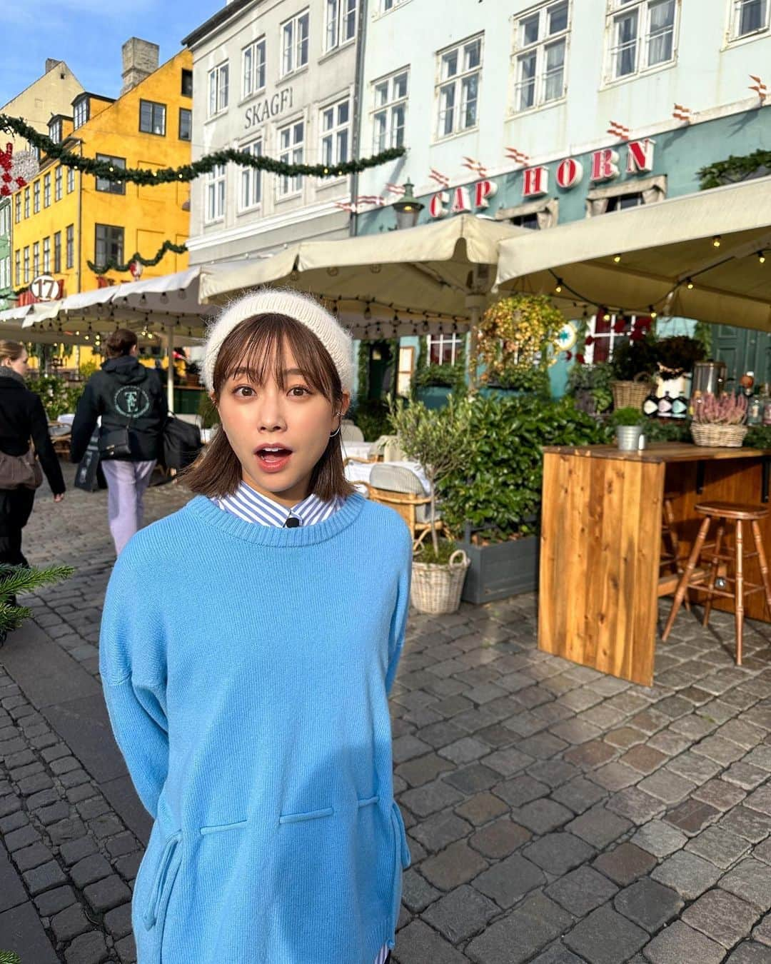 中川絵美里さんのインスタグラム写真 - (中川絵美里Instagram)「⚽️  W杯まであと4日。  先日行ったデンマークロケの模様はフジテレビ系で放送されるW杯中継カードの1戦目、デンマークvsチュニジアの試合前の番組の中で放送されます🇩🇰  デンマークとはどんな国なのかというところから… なんと！デンマークサッカー協会(DBU)にお邪魔したり、コペンハーゲンのクラブチームでサッカー教育についても取材しました。  📺11/22(火)21:00〜フジテレビ系 「ＦＩＦＡワールドカップ　まもなくキックオフ！デンマーク×チュニジア」(VTR出演)  そして大会期間中は全試合無料放送するabema TVで 数試合、スタジオ進行を務めさせていただきます。  グループステージでは6試合を担当します🎤  ◎22日(火)27:30〜 フランスvsオーストラリア  ◎23日(水)27:30〜 ベルギーvsカナダ  ◎25日(金)27:30〜 イングランドvsアメリカ  ◎27日(日)24:30〜 クロアチアvsカナダ  ◎29日(火)27:30〜 ウェールズvsイングランド  イランvsアメリカ  詳細はその都度またストーリーズなどでお知らせします✔️  準備をしながら日々ワクワクが止まりません。 皆さんと思い切り楽しむ1カ月にしたいと思います🔥  #worldcup2022 #Denmark#ロケ#herrelandsholdet  #フジテレビ#abematv」11月16日 14時36分 - emiri_nakagawa