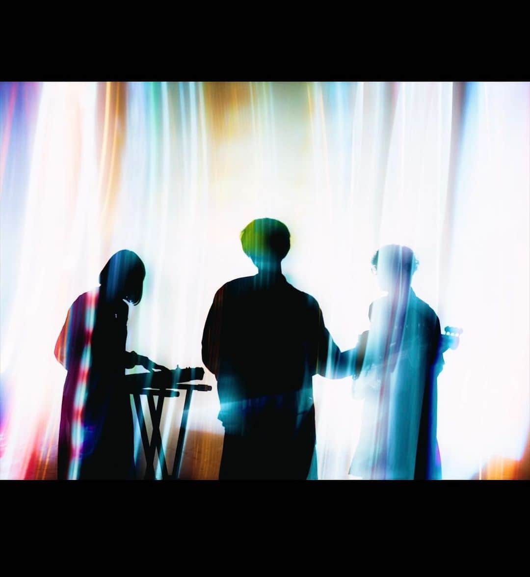 櫻井健太郎のインスタグラム：「新曲をリリースします🔥 本当にお待たせしました お楽しみに  LELLE  New Digital Single  「YORU」  2022.11.30 RELEASE!! 同日00:00 MV公開」
