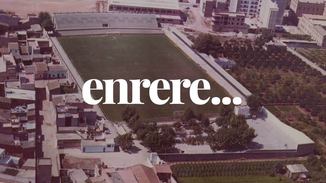 ビジャレアルCFのインスタグラム：「Groguets, reservadnos cita en vuestra agenda:  📆 Lunes, 19 de diciembre ⌚ 19.23h 📍 Auditori de Vila-real 📺 Villarreal CF TV  #CentenariGroguet 💯  Yellows, put the date in your diary:  📆 Monday 19th December ⌚ 7:23pm 📍 Auditori de Vila-real 📺 Villarreal CF TV」