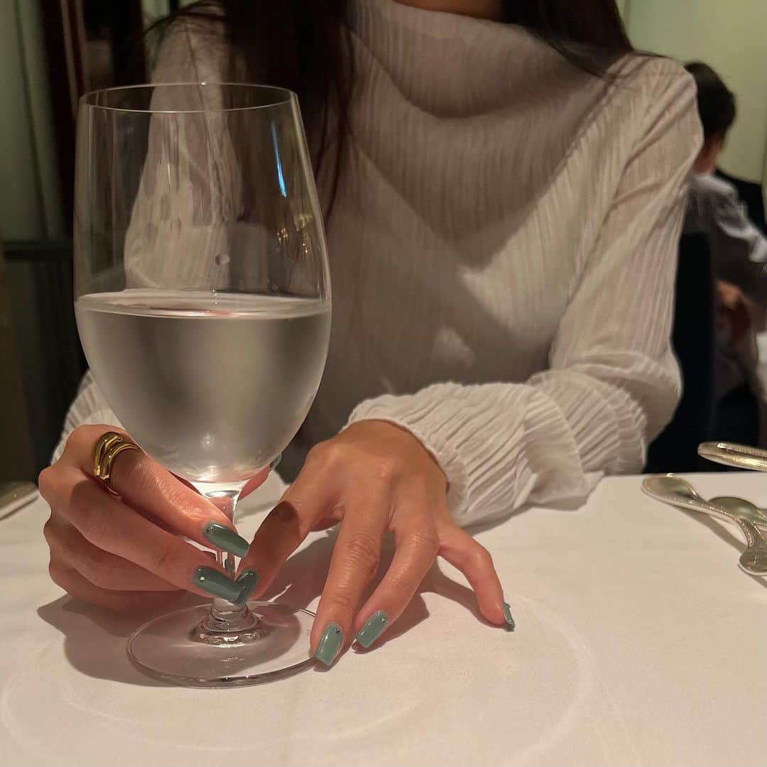 亀川萌絵子のインスタグラム：「. ままとlunch day 大事な時間🤍」