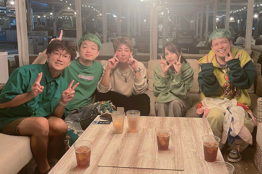 西村歩乃果のインスタグラム：「エスポの緑旅参加させていただきました🐸🧤🩲🐢  ラスアイの時メンバーカラー緑だったから 緑好きとして これからも生きて行きます☆  みんなおもろくて素敵な人たちでした。  @esp_hankun  @wakio612  @somatransistor  @yocchi_5810」