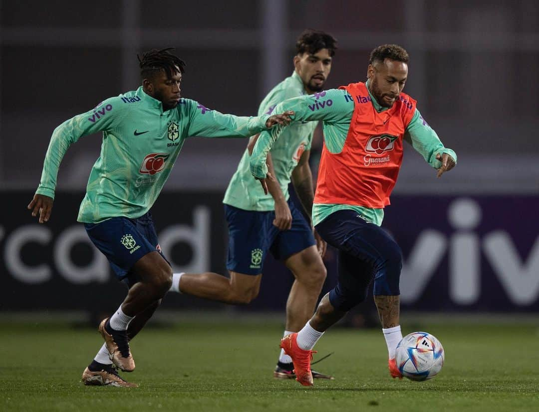 ネイマールさんのインスタグラム写真 - (ネイマールInstagram)「Training 🔥」11月17日 6時26分 - neymarjr