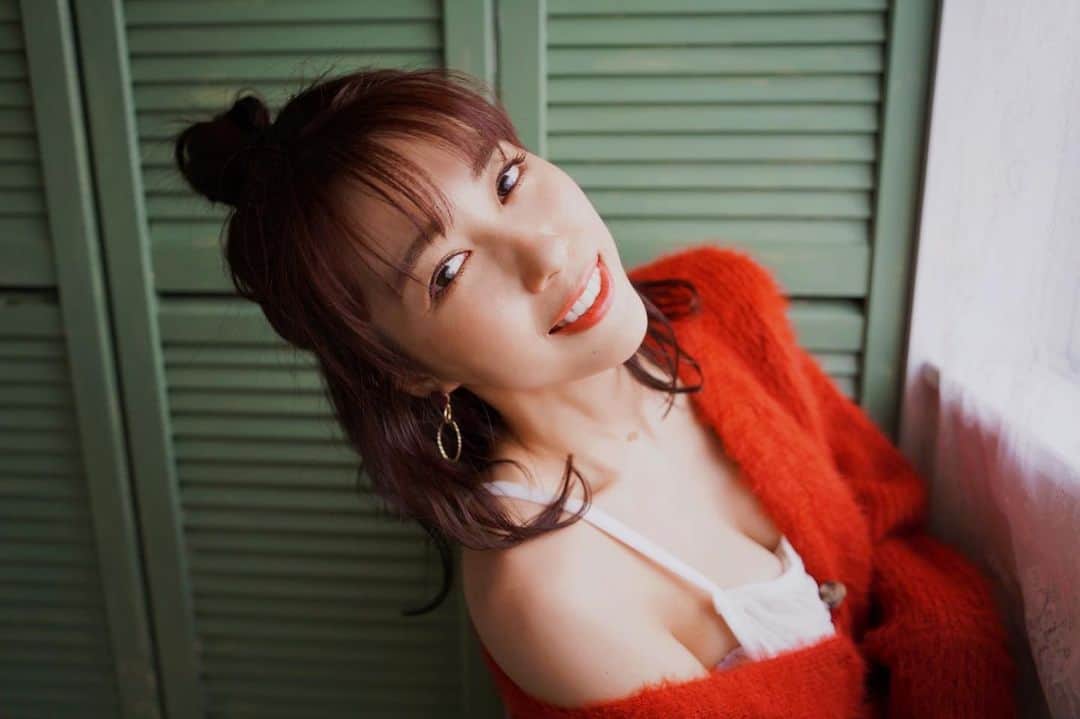 のインスタグラム：「. 誕生日おめでとうメッセージありがとうございます🎂✨  インスタにもTwitterにもたくさん！  嬉しいー！！🤍  これからもよろしくね🥰✨  がんばるぞー😊🔥  .  #秦瑞穂 #follow #me #followme #japanesegirl #japan #粉我 #偶像 #インスタグラビア #gravure #instagravure#sexy#셀카놀 #被写体 #selfie #lingerie#gn#셀카#33#birthday」