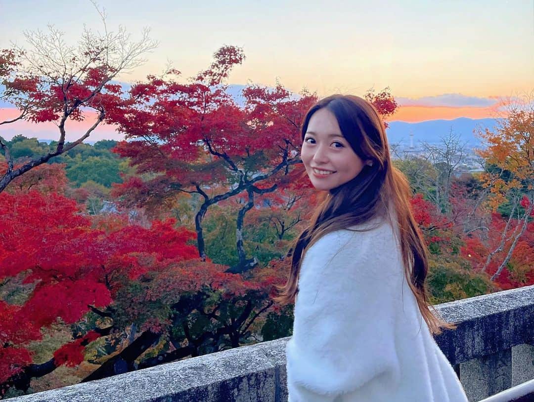 黒澤ゆりかのインスタグラム：「🍁🍂」