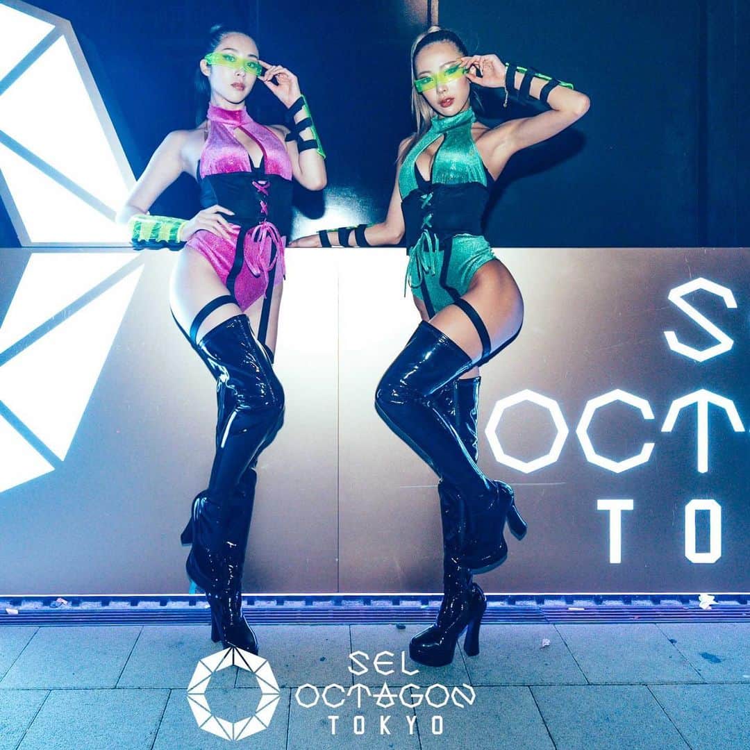 CYBERJAPAN Staffのインスタグラム：「今夜は #cyberbonce @seloctagontokyo_official 開催！ DJ @watanabekanae @watanabekazue  の2人に、CYBERJAPAN DANCERSは、 @cjd_karen and @cjd_haruka が出演します！  #cyberjapan #cyberjapandancers #サイバージャパン #サイバージャパンダンサーズ」