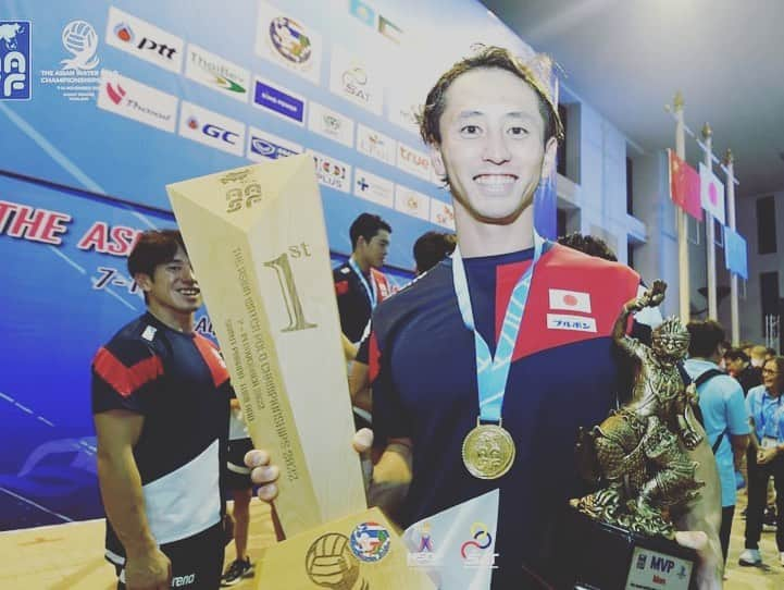 足立聖弥さんのインスタグラム写真 - (足立聖弥Instagram)「THE ASIAN WATER POLO CHAMPIONSHIPS 2022 🥇🏆  初の代表キャプテンで優勝できて一安心😮‍💨 大会MVPもいただきました🙇  皆さんお疲れ様でした！！」11月17日 21時56分 - seiya020