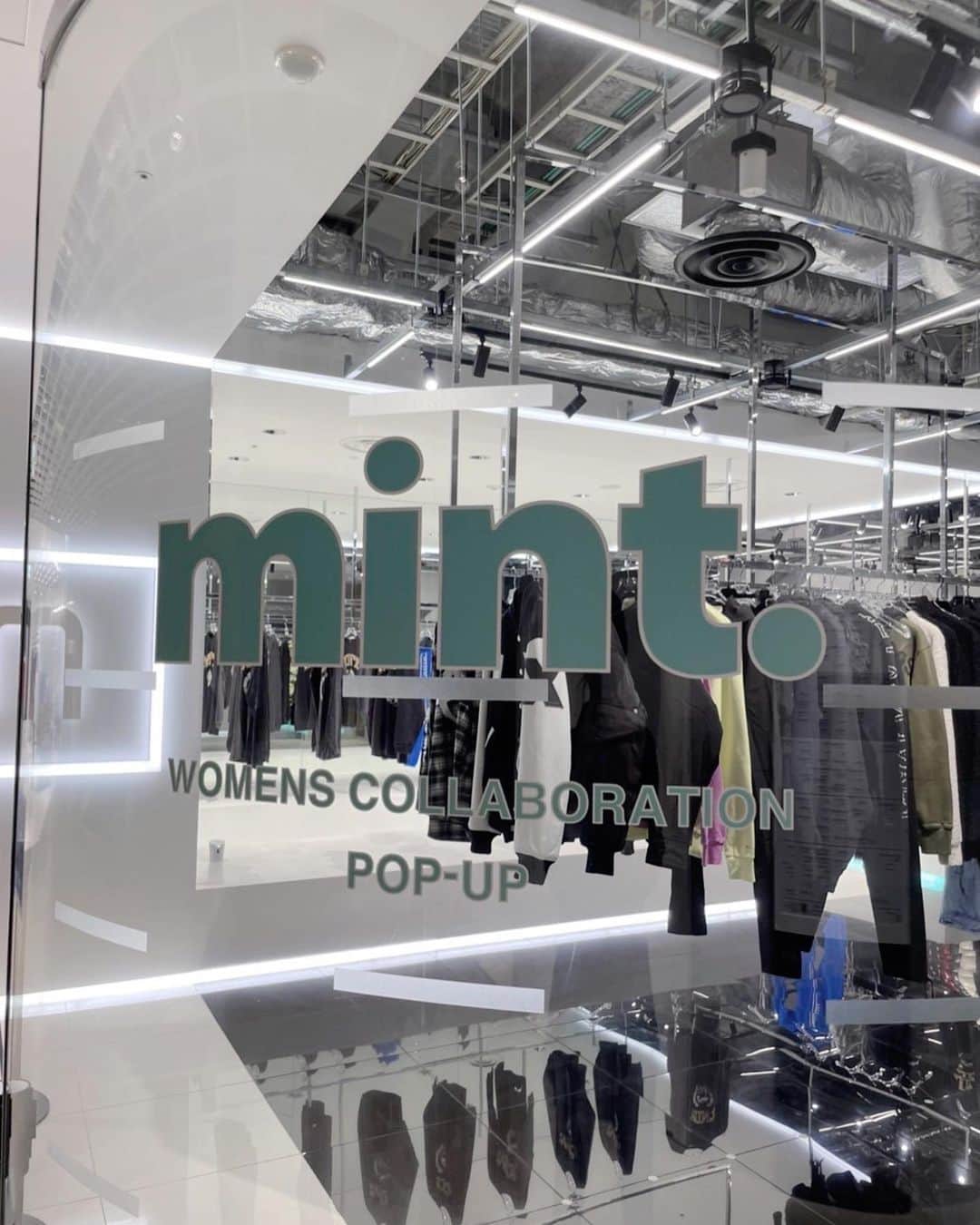のインスタグラム：「明日から日曜日まで😭　@mint._official  初のポップアップを渋谷パルコの NUBIANでやるよ。日曜日16:00-お店にいます、遊びにきてね💋　Our first pop-up in Shibuya🖤 I’ll b there on sun. from 4pm.  @nubian_tokyo @nubian_tokyo_womens」