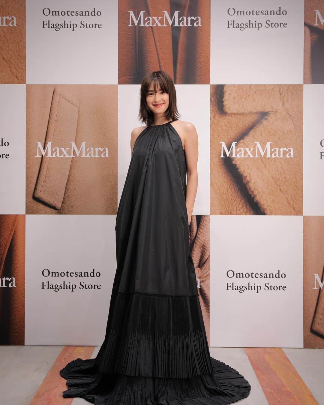 中村アンのインスタグラム：「MaxMara🧸 Omotesando  Flagship store OPEN！ @maxmara #maxmara」
