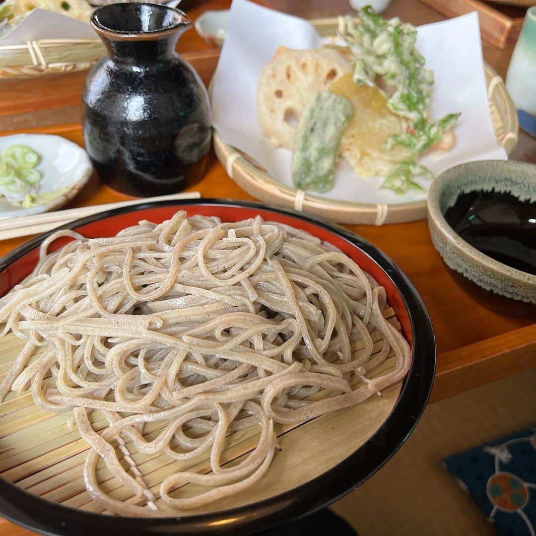 宮川美保さんのインスタグラム写真 - (宮川美保Instagram)「茨城県の御岩神社に行きました。 そば園佐竹でお蕎麦美味しかった。」11月18日 0時52分 - miho.miyagawa