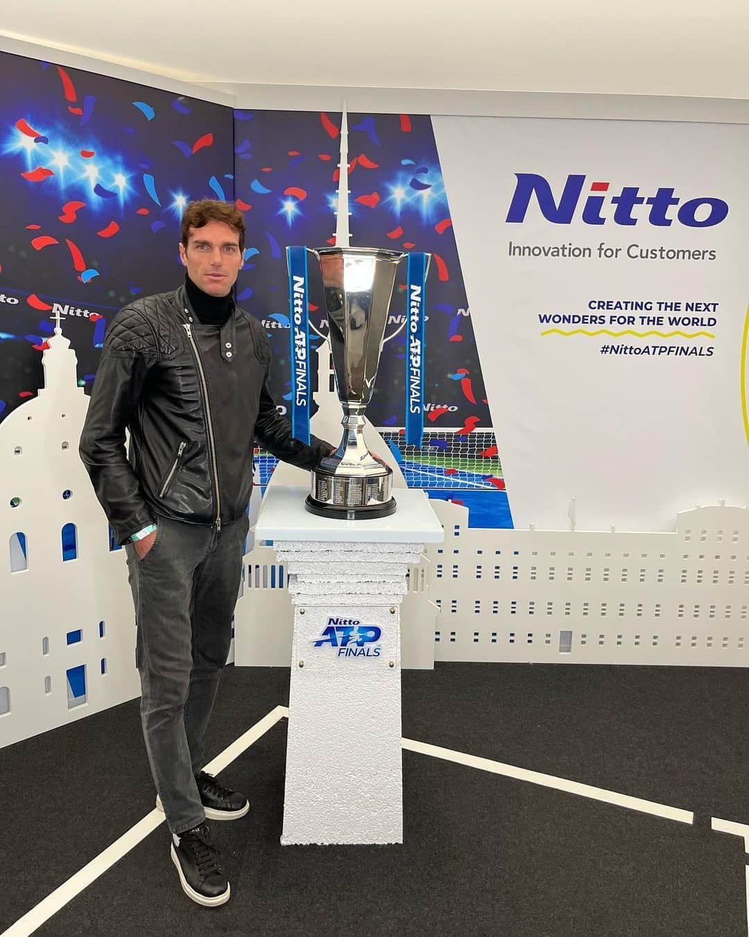 パオロ・デ・チェリエのインスタグラム：「@nittoatpfinals #tennis #sport #dream #passion #torino」