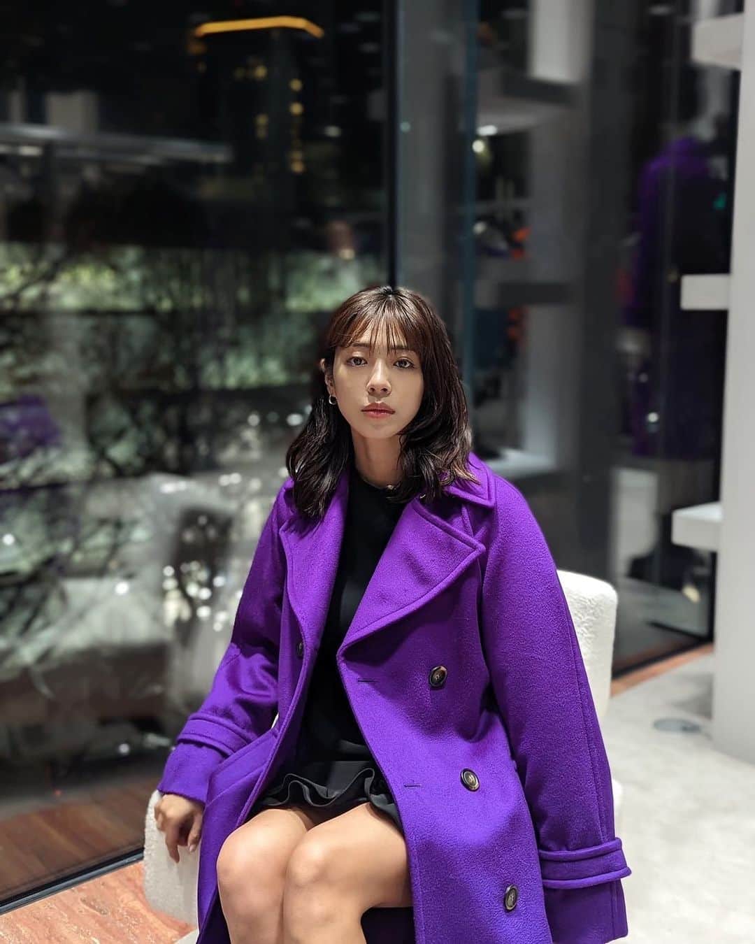 わちみなみのインスタグラム：「このコートも可愛かった💜 @sportmax   @maxmara   #maxmara #sportmax」