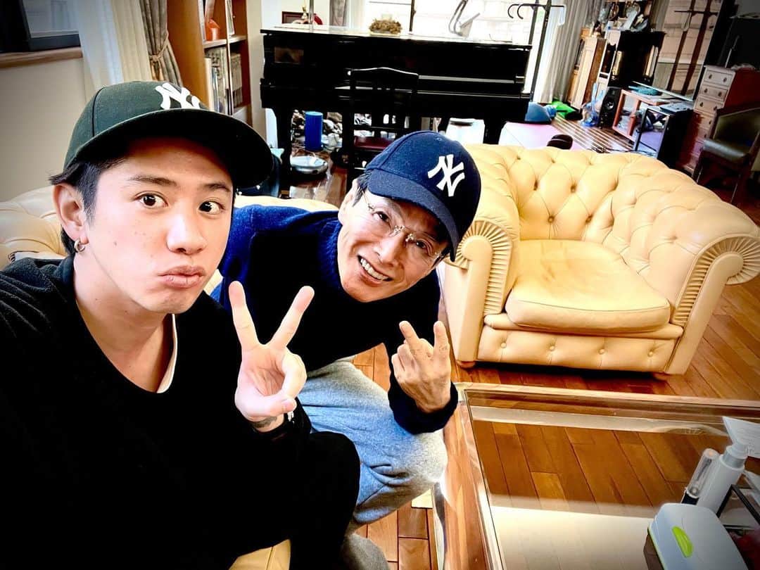 森進一のインスタグラム：「お誕生日に貴寛がきてくれました！　@10969taka」