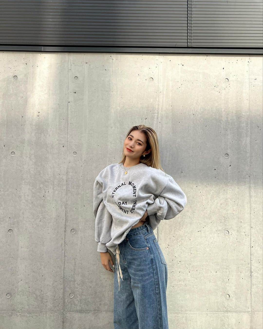 浪花ほのかのインスタグラム：「SHEINでBlack Fridayのセールがはじました🥺🍑💓 今だといつもよりお買い得みたいだから是非チェックしてみてください！！  クーポンコード使うと安くなるみたいです！！⬇️ 是非使ってみてください！！！ クーポンコード:SGFhn  私のお気に入りはトップス！ 商品IDは11049221です！！ みなさんぜひ参考にしてみてください(-ｪ-)  @shein_japan #SHEINgoodfinds #SHEINblackfriday #SHEINforall #ad」