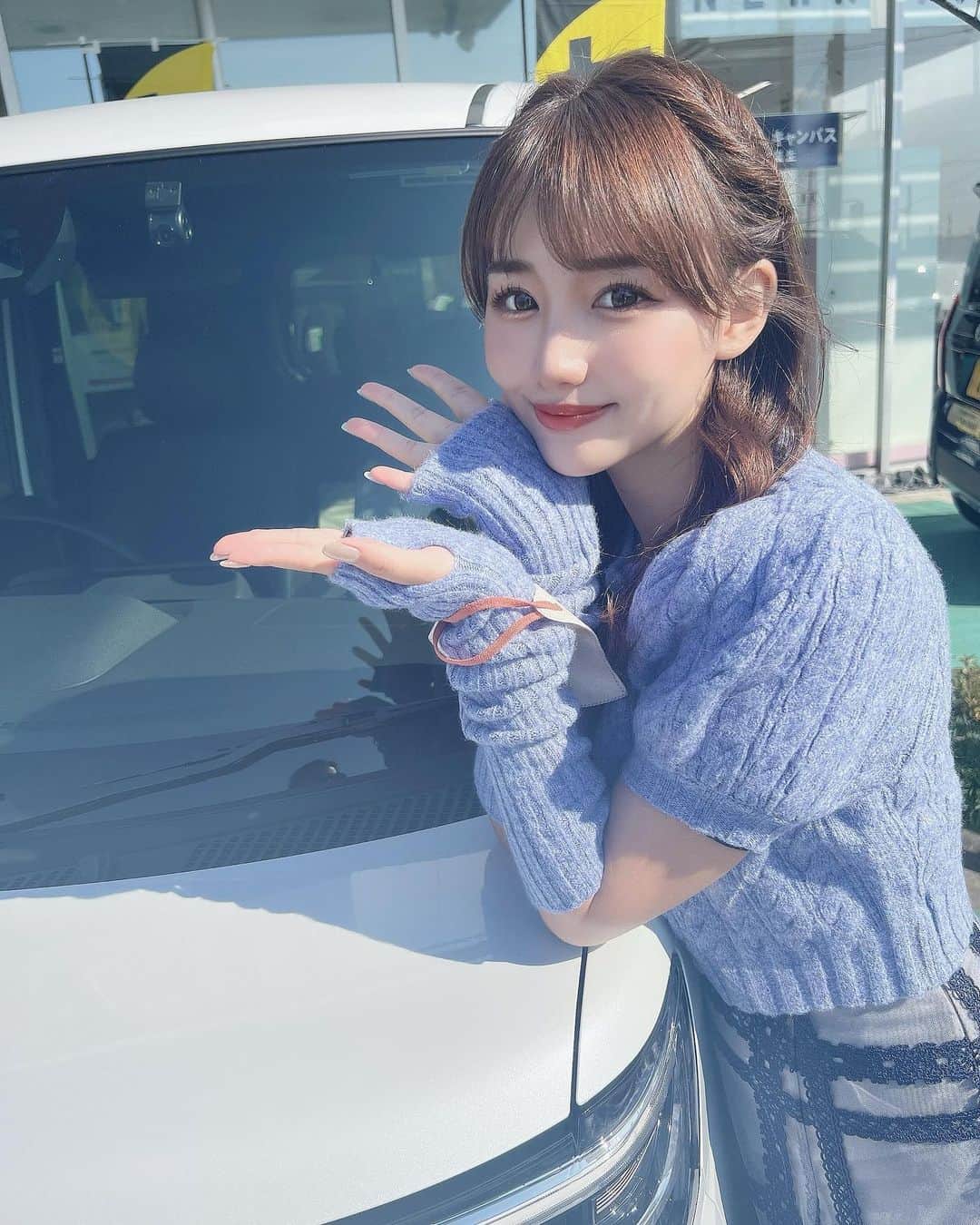 加藤里奈さんのインスタグラム写真 - (加藤里奈Instagram)「⋆  ロケで明治村いったの〜 紅葉が綺麗だった🍁😌  トップスは @redyazel 𓈒𓏸 リニューアルオープン日にゲットしたの☺️  #ootd #fashion #instafood #instagram  #hairstyle #outfit #code #instafashion  #ファッション #撮影 #ヘアスタイル #ヘア  #コーディネート #コーデ #今日の服  #redyazel #daihatsu #愛知ダイハツ #ダイハツ #ロケ #youtube」11月18日 19時05分 - katoco0326