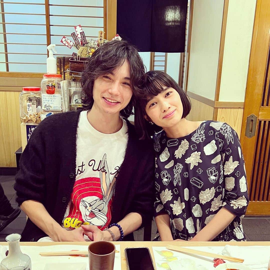 永井聖一のインスタグラム：「11th aniv😱💐 11年目じゃー💍💐 #まあるいウサギになりまんた🐰♨️」