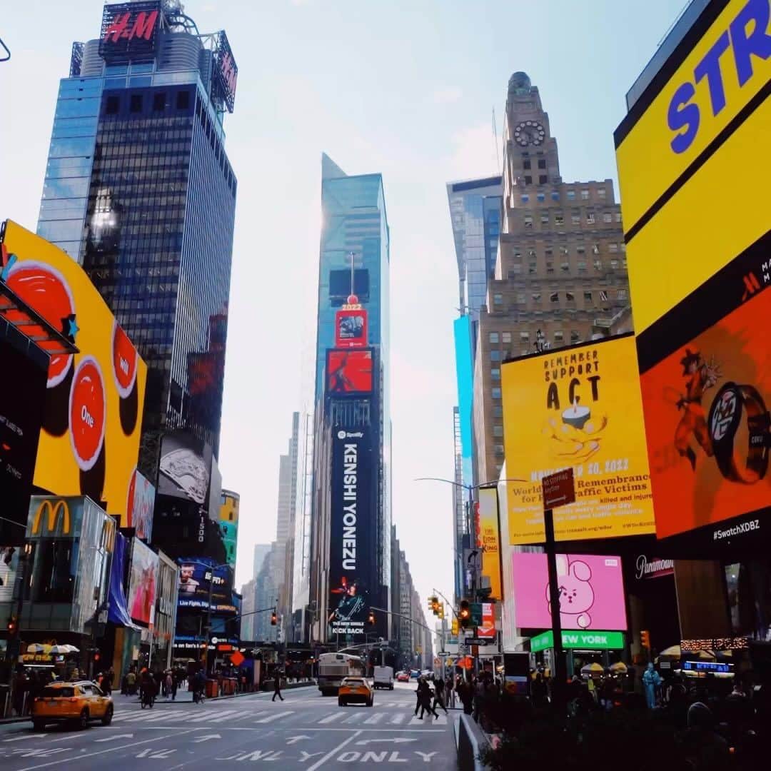 のインスタグラム：「New York🙋‍♂️  Thank you  @spotify   @spotifyjp」