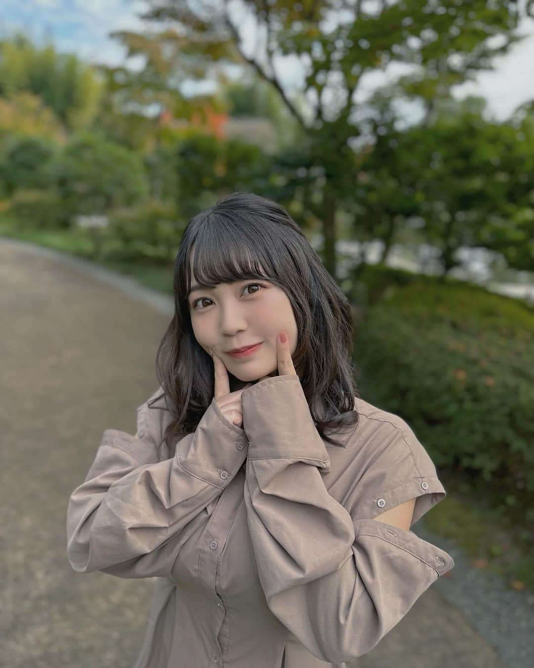 能美真奈（ぷにたん）さんのインスタグラム写真 - (能美真奈（ぷにたん）Instagram)「YouTube見てくれたかな？？？  見てない方はストーリーズからURL飛んでね🤍  見てくれた方はどうだったかな？ 可愛かった？？？🍁♡ ぜひ、感想教えてくださいっ🤲🏻  好評だったら、もしかすると第2弾あるかも！！ なので動画へのいいねとコメントも よろしくお願いいたします🤍  たくさん、推し活だね🫶🏻  #推しが尊い シリーズみんな可愛いよね🤍  とっても楽しかったです🤍  #能美真奈 #ぷにたん #ぷにぷに #グラビアアイドル  #アイドル #日本的偶像 #偶像 #童顔肉感萌妹 #巨乳美女 #童顔巨乳 #美女図鑑 #美少女図鑑 #ビジョビ #性感內衣 #japaneseidol #japanesegirl #cosplaysexy #idol #グラビア  #グラドル自画撮り部 #cosplaygirl #コスプレ #コスプレ女子 #自撮り女子 #自撮り #むちむちボディ #むちむち #昭和記念公園 #都内デート」11月18日 23時44分 - punitan0624