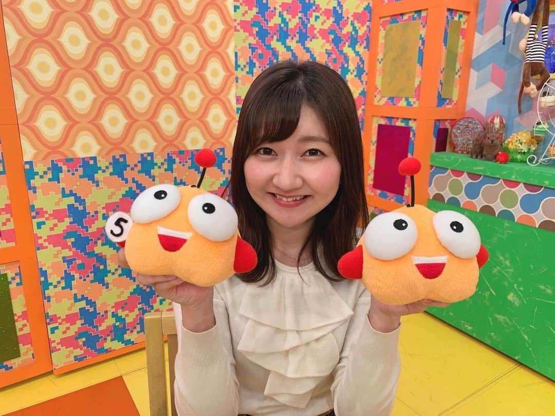 稲葉千秋のインスタグラム：「久々のGO ABAの収録😌  ドキタンと遊びました⭐️  早くゆめきゅん来ないかな〜 って、言ってます😁  #goaba #番組収録 #ドキタン #稲葉千秋」
