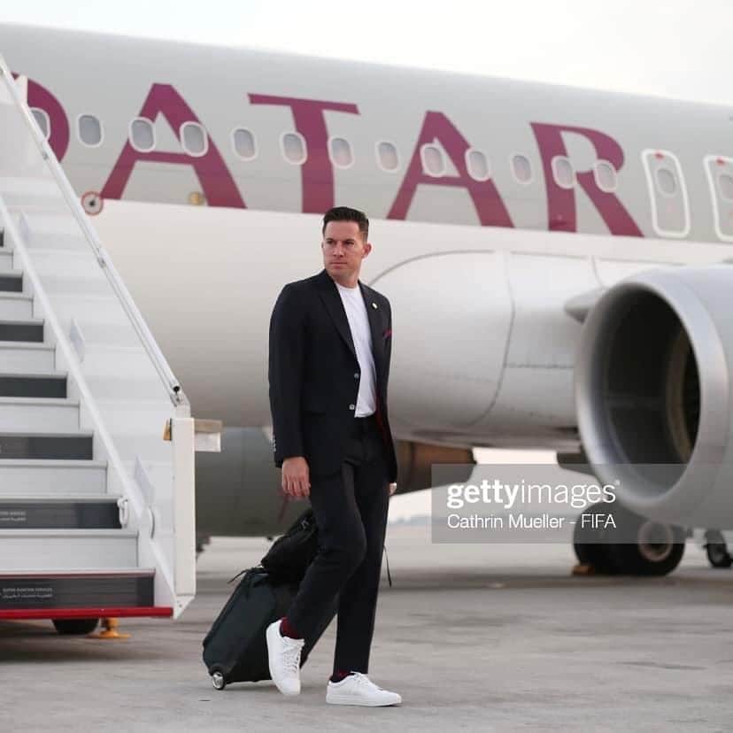 ブライアン・オビエドのインスタグラム：「Llegamos a Qatar 🙏🏼💪🏼🇨🇷…」