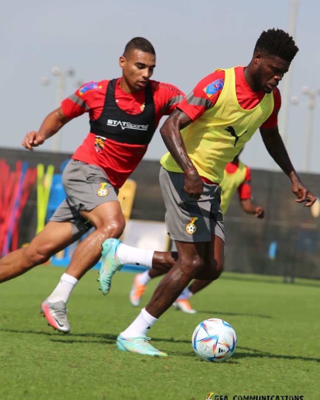 トーマス・パーテイのインスタグラム：「Last training before heading to Qatar 🔥  #TP5 #FIFAWorldCup #GodIsGood」