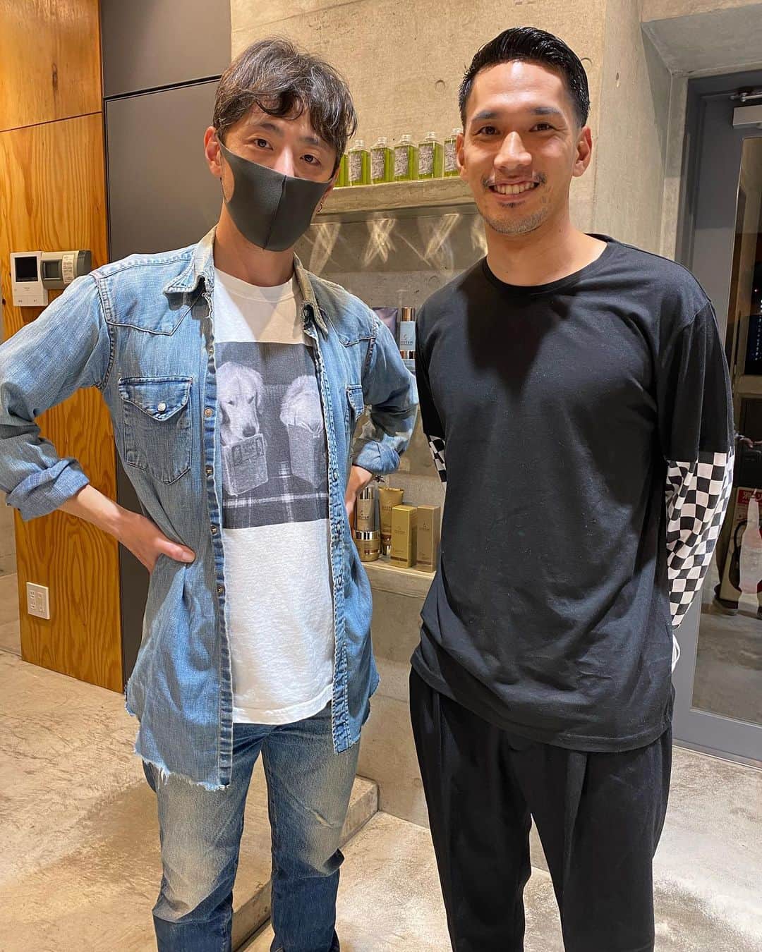 三幸秀稔のインスタグラム：「夏からお世話になってるNestさんでえぐみを出してもらってきました！  なっちゃんスタイルでお願いしますと 伝えてもらうと切ってもらえます🤣  @nesthair.tokyo @takashionozaka @sunaga.natsumi  いつもありがとうございます✂︎」