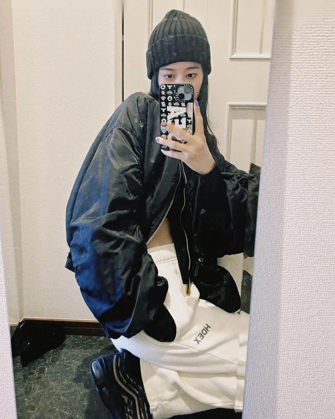 青野楓のインスタグラム：「🖤🤍 @hdex__official @hdex_people_official   #kaede626style #hdex」