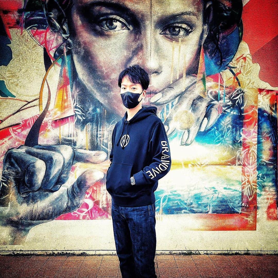 新子景視のインスタグラム：「BRAINDIVE」