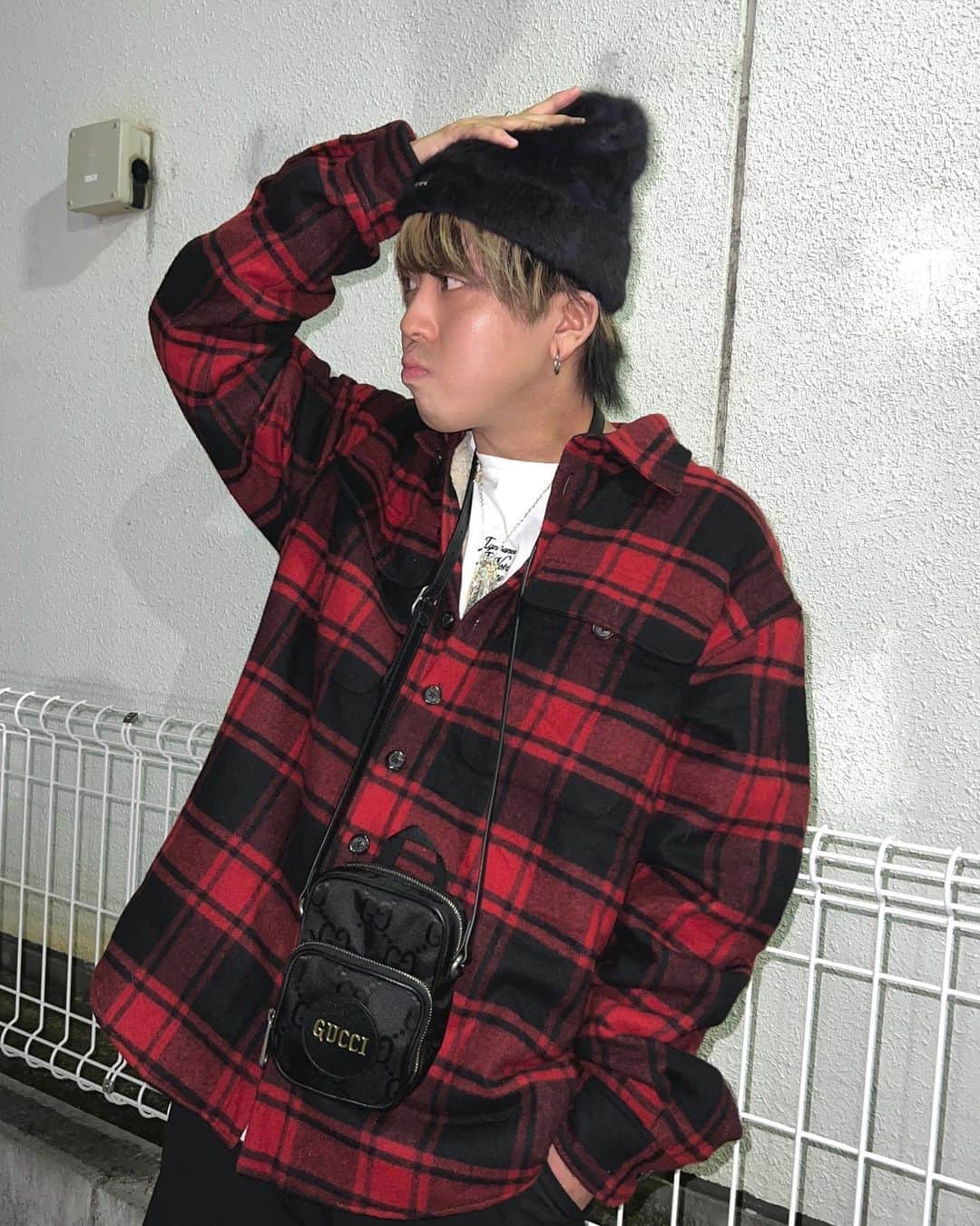 のインスタグラム：「🟥⬛️🟥⬛️  #Dsquared2 #Supreme #IgnoranceIsNotaCrime」