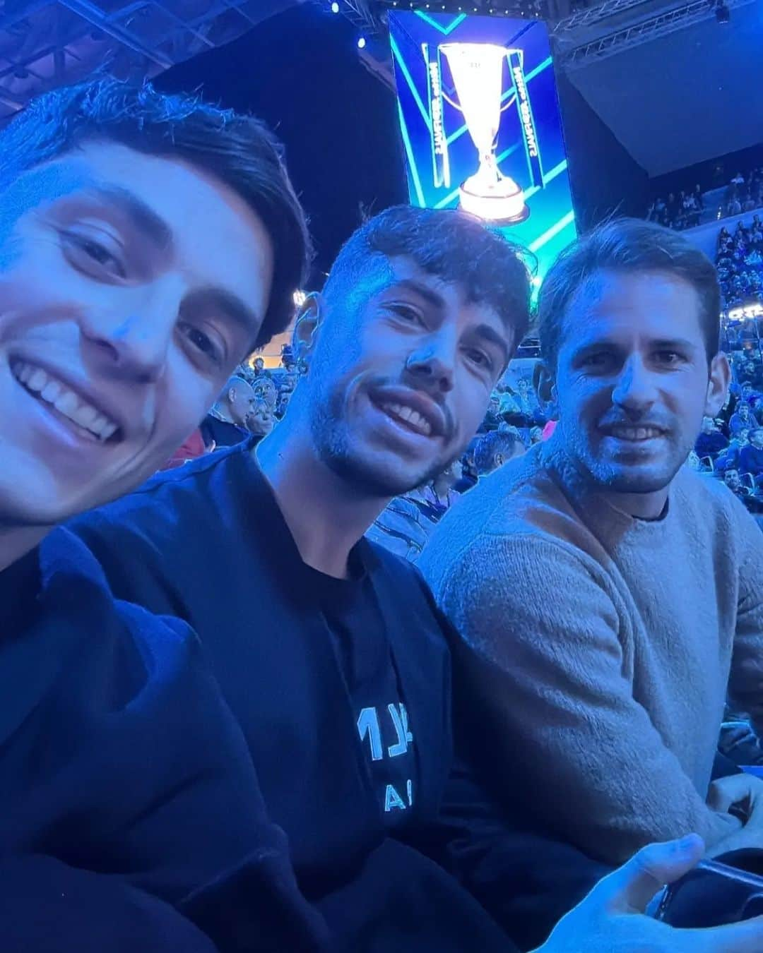 ダニエレ・バゼッリのインスタグラム：「A special night 🔥🎾   Thanks @nittoatpfinals 🙌  #nittoatpfinals #torino」