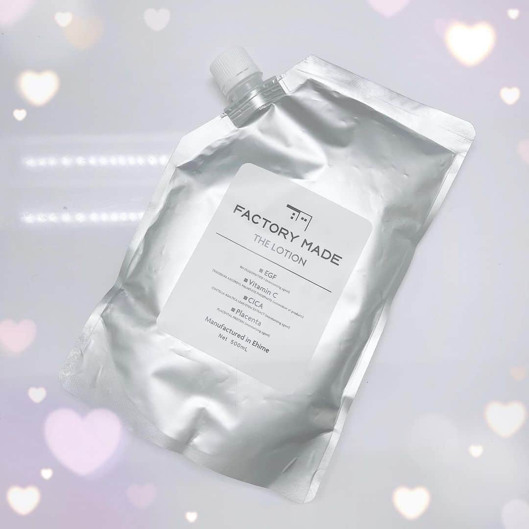 初川みなみのインスタグラム：「「FACTORY MADE THE LOTION 500ml 」 ⁡ これから乾燥する季節にぴったりの大容量化粧水🧴 プチプラなのにいっぱい入ってるから 全身に使ってる✨楽ちんでありがたい🥹 乾燥肌が和らぐ🥹🥹 ぜひチェックしてね💓💓 ⁡ 📝セール情報 11/22（火）20:00～11/27（日）01:59まで 2,980円がセール中67％オフの980円❣️❣️ ⁡ ⇒楽天（https://item.rakuten.co.jp/japangalssc-shop/fm17972/） ※セール内容は変更になる場合があります。 ⁡ officialアカウントよりセール情報をチェックしてみてね💓💓 ⁡ #化粧水 #大容量 #高保湿 #美肌 #ツヤ肌 #プラセンタ #cica #ナイアシンアミド #楽天 #PR  ⁡」