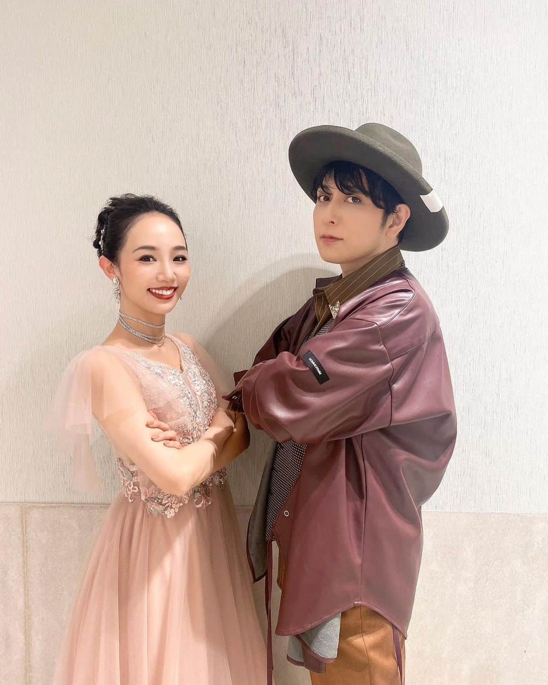 咲妃みゆのインスタグラム：「「The PARTY in PARCO劇場」 ⁡ #堂珍嘉邦 さん✨ まさか堂珍さんとデュエットさせていただける日が来ようとは…大変光栄です😭 歌声・眼差し・息づかい…その全てに心が通っていらっしゃり感動しっぱなしです！！！ ⁡ とある日のトークコーナーで、堂珍さんが私の事を＂スーパーナチュラリスト＂と名付けてくださったんです！まぁ…おそらく褒め言葉というわけではないのでしょうが。。笑 私、なんだかとても気に入ってます☺️ ⁡ いつかまた、お芝居でもご一緒させていただきたい！頑張るぞーーーー！！」