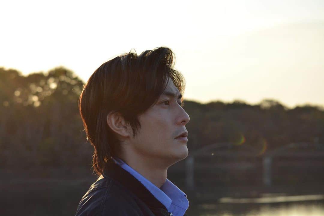 庄野崎謙のインスタグラム：「掲げた目標に向けて、また一歩ずつ進み続けます！  一つ一つの作品、役、出会いを大切に。先を見据えて。  #俳優 #庄野崎謙」