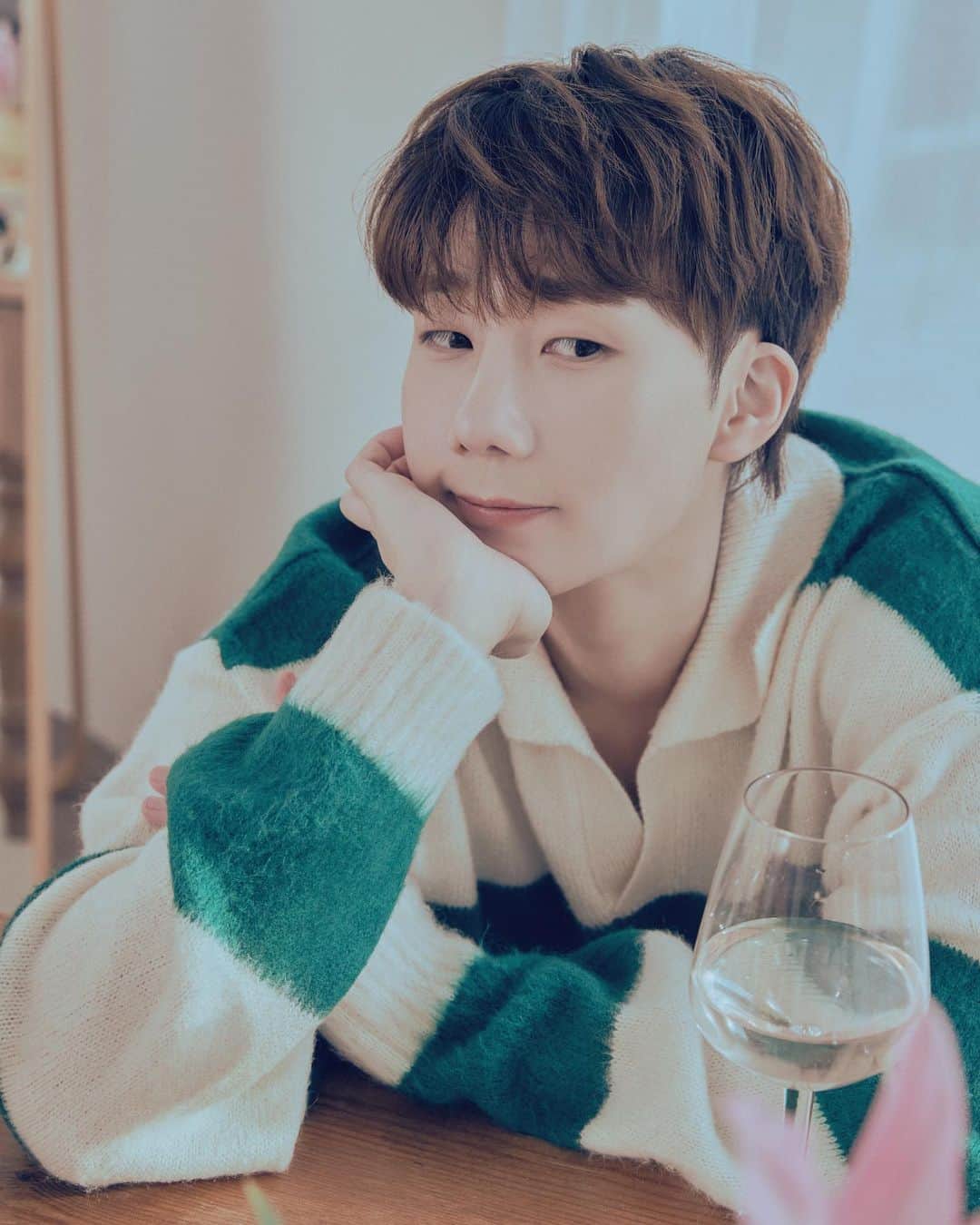 のインスタグラム：「2023 시즌그리팅😙」