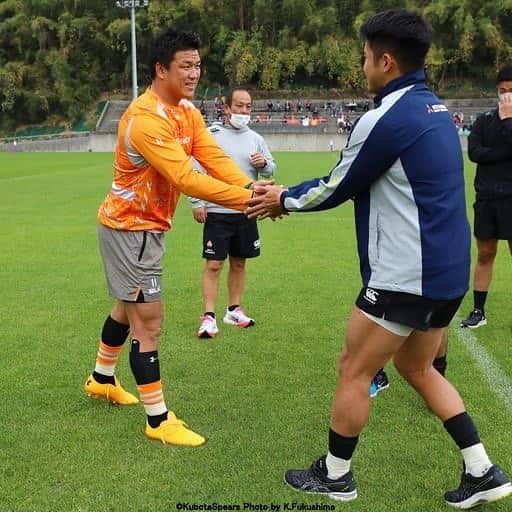 立川理道さんのインスタグラム写真 - (立川理道Instagram)「♨️🏉 別府合宿では、オンとオフをうまく切り替えながら良い合宿が出来ました！  開幕戦まで約1ヶ月。 更に成長していきたいと思います。 #kubotaspears」11月20日 19時43分 - harumichi1202
