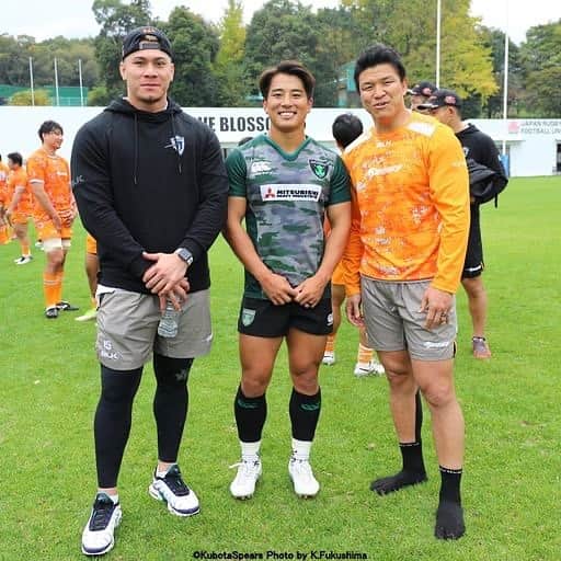 立川理道さんのインスタグラム写真 - (立川理道Instagram)「♨️🏉 別府合宿では、オンとオフをうまく切り替えながら良い合宿が出来ました！  開幕戦まで約1ヶ月。 更に成長していきたいと思います。 #kubotaspears」11月20日 19時43分 - harumichi1202
