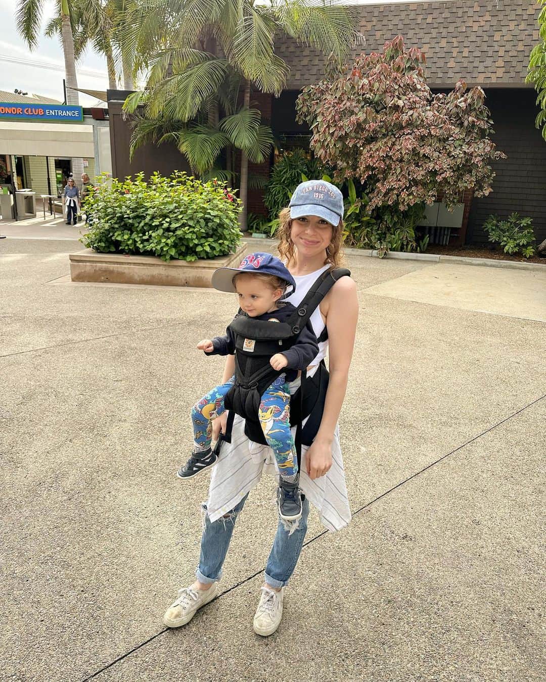 のインスタグラム：「SAN DIEGO ZOO!」
