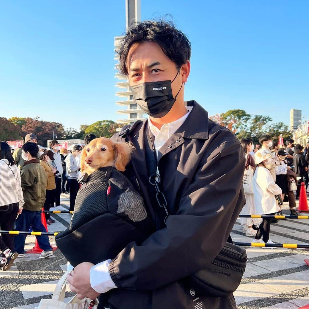 松田一輝さんのインスタグラム写真 - (松田一輝Instagram)「ちょい前に、友達とラーメンフェス行った◎ 天気良かったなぁ。」11月21日 8時40分 - matsudakazuki