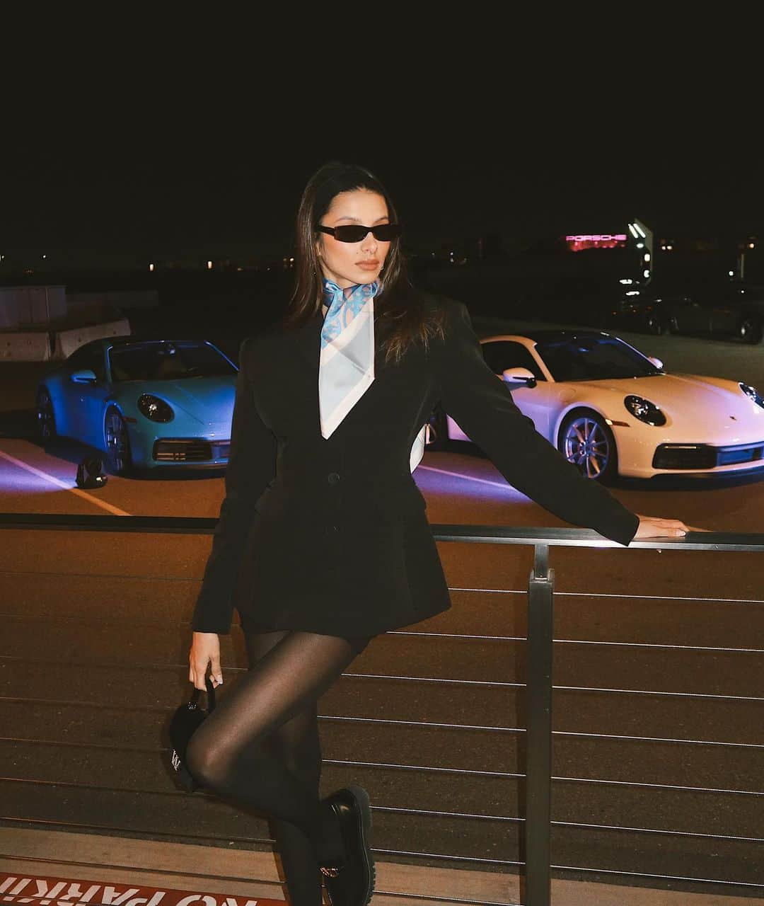 ブルーナ・リリオのインスタグラム：「Thank you @revolve and @porscheusa for having me last night, it was so much fun. 🤍 #PorschexRevolve ad」