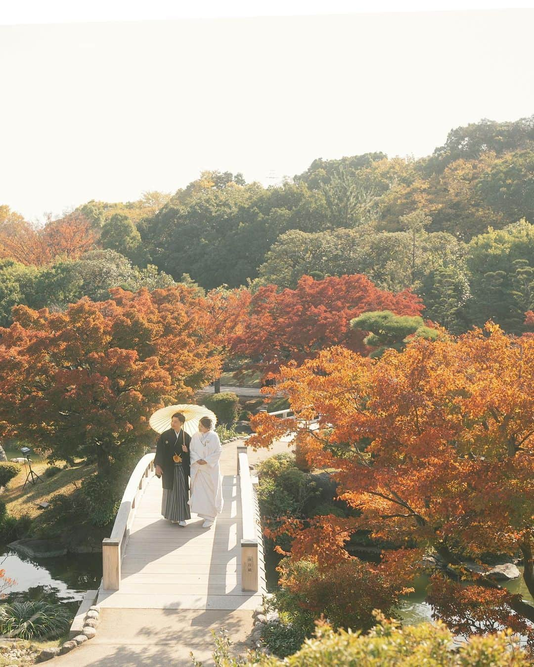 Decollte Wedding Photographyさんのインスタグラム写真 - (Decollte Wedding PhotographyInstagram)「“I love you, not only for what you are but for what I am when I am with you.”  Thank you for choosing me as your photographer on your very special day!   先日はご指名頂き誠にありがとうございました！！📸✨  是非皆様からのご指名、お待ちしております❤︎  photo/ @gilbert.deco.ph   makeup & hairdo/ @m.kubota.deco.hm   @decollte_recruit  @d_weddingphoto_jp  @decollte_weddingphoto  京都でロケーション、前撮り、和装、洋装、結婚写真のご予約はこちらから Studio TVB KYOTO https://www.studiotvb-kyoto.jp 075-708-6875 .」11月21日 7時20分 - d_weddingphoto_jp