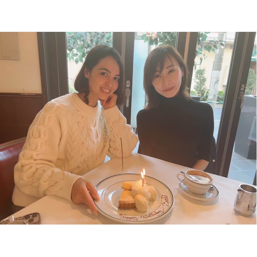 鈴木サチのインスタグラム：「. 大好きな友人❤️にウルフギャングでお誕生日のお祝いしてもらったよ😍 . . いつもいつもありがとう💕💕 . . ※肉の音　お裾分け😘 . #ママ #ママモデル #モデル #4児ママ #BD #お肉大好き仲間」