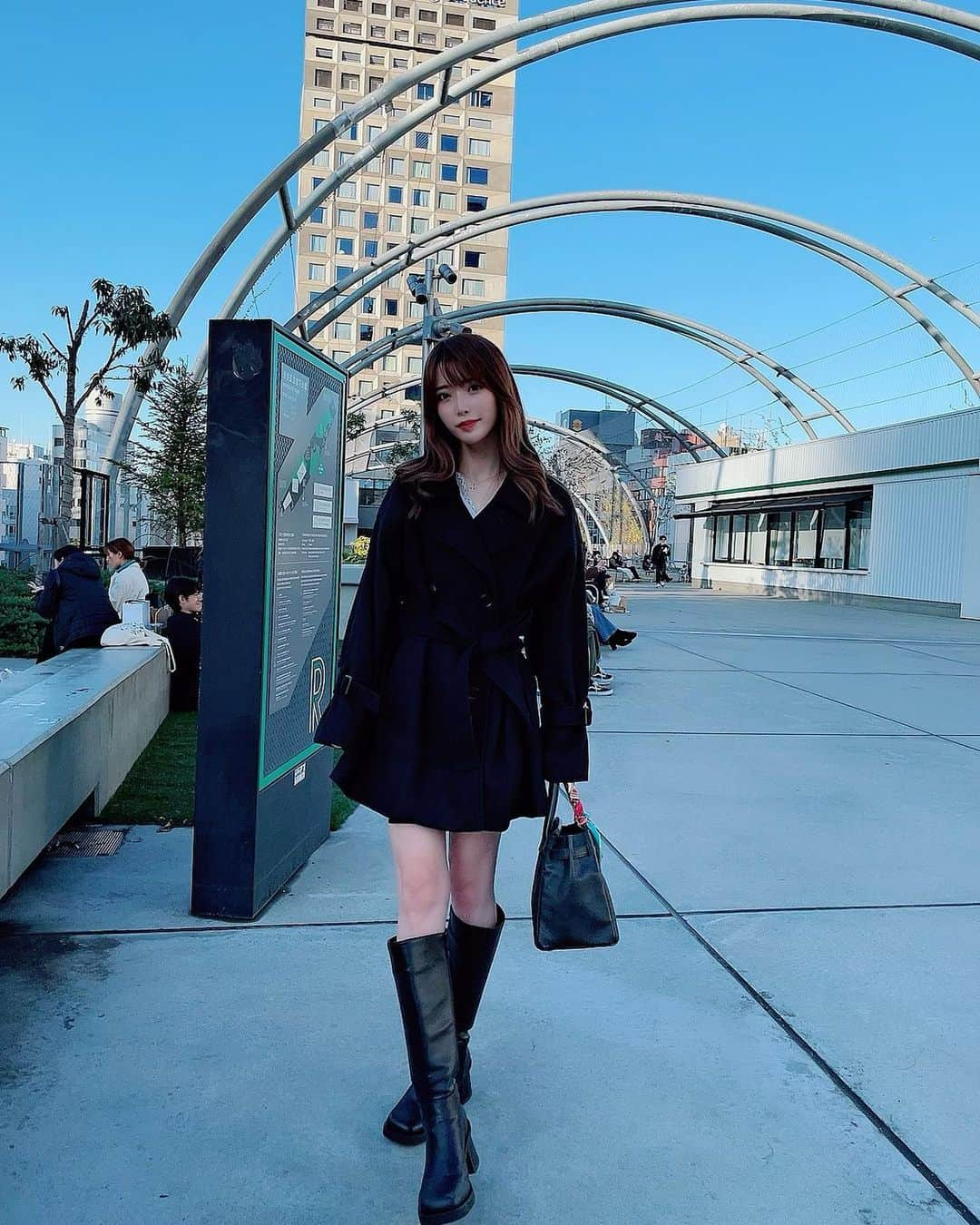 優月美羽さんのインスタグラム写真 - (優月美羽Instagram)「コートの🧥時期到来❤️みんな今年コート何着買ったのかなー？🥺  今日着てたのは形が好みなコート💓 @grl_official のだよん✌️🧥💓 これから沢山着よう(☆∀☆)ｷﾗｰﾝ!  #グレイル #grl  #grlコーデ」11月21日 17時41分 - miu.yuzuki