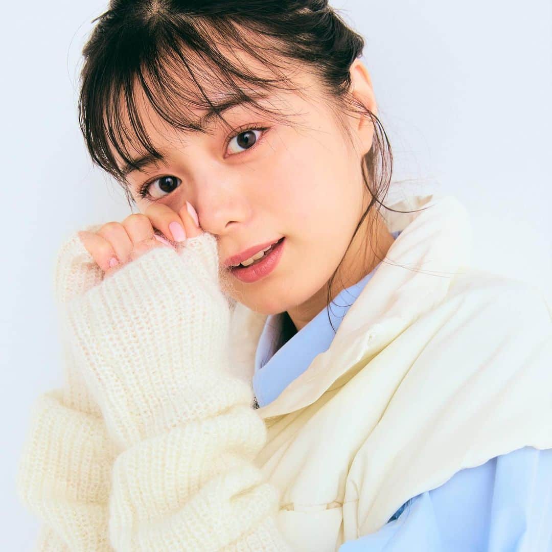 紺野彩夏のインスタグラム：「ノンノ1・2月合併号 発売中です！ もう読んでくれましたか？？ 冬の可愛いコーディネート、イベント別のコーディネートなど、盛りだくさんなのでぜひ☺︎」