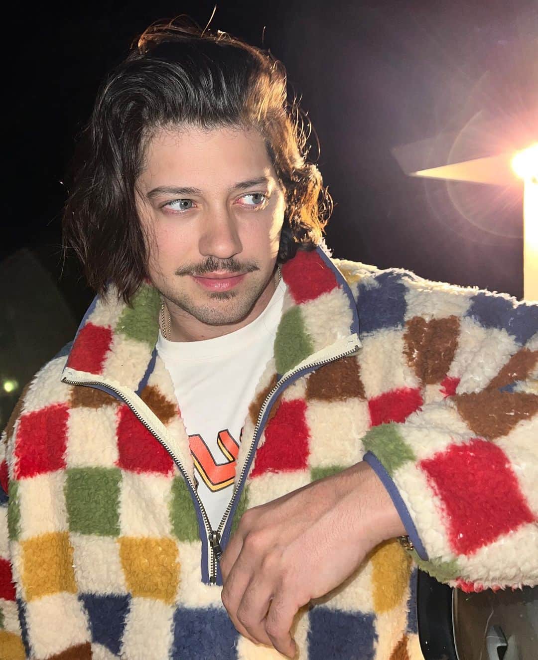 クリス・ギャルヤのインスタグラム：「saw two of my favorite legendary bands last night and the last slide is how I felt about it」