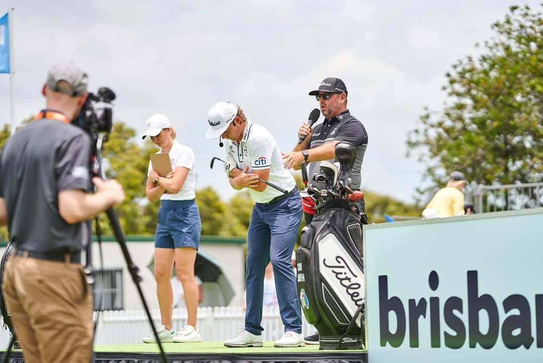 キャメロン・スミスさんのインスタグラム写真 - (キャメロン・スミスInstagram)「Incredibly thankful for all you fans who showed up and attempted to break the Guinness World Record title for the Largest Golf Lesson yesterday with @grant_field_golf at @rqgolf…we will break it next time! Cheers for all the support!」11月21日 11時14分 - cameronsmithgolf