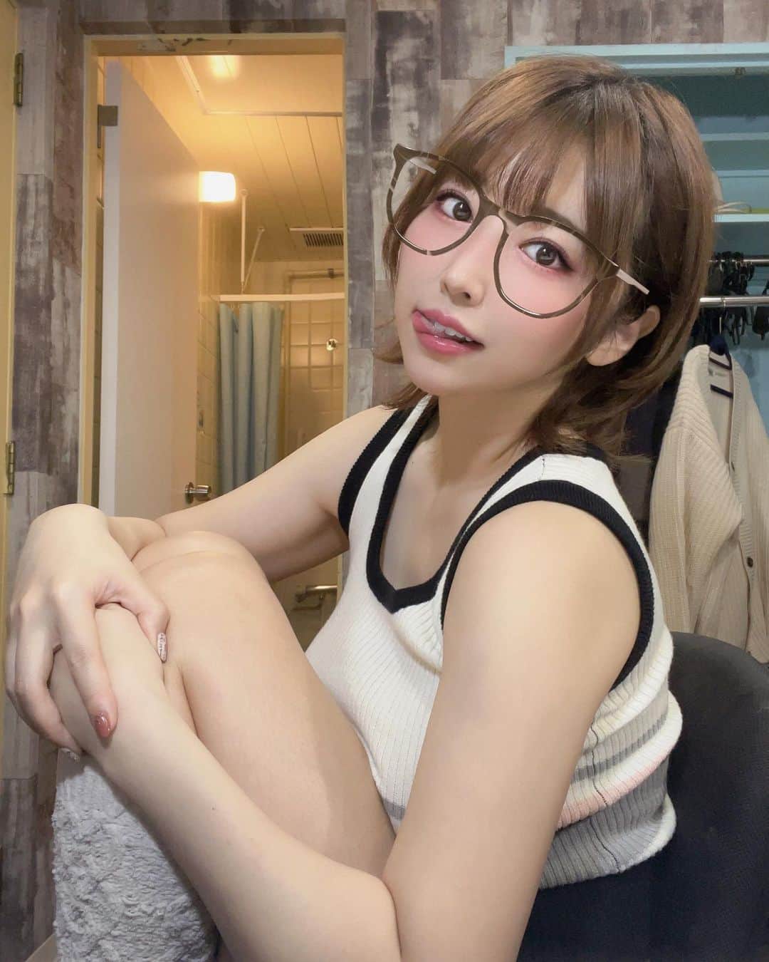 松本菜奈実のインスタグラム：「撮影🎥 #movie  #fashion  #jav #photography  #model #apex女子 #眼鏡女子  #ゴルフ女子」