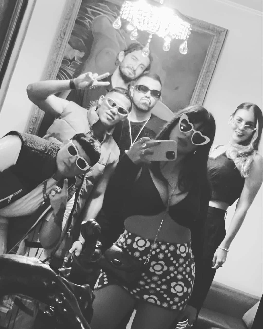 ダイアン・ゲレロのインスタグラム：「Medellin morrr」