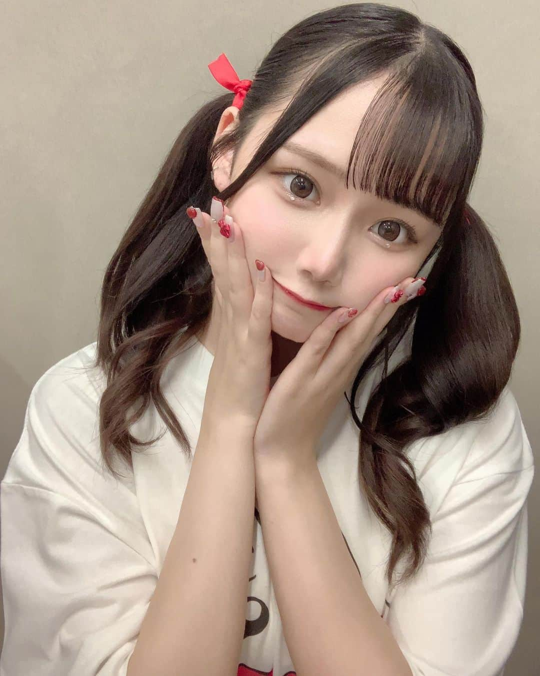 桃瀬めぐさんのインスタグラム写真 - (桃瀬めぐInstagram)「たまには赤☺️❤️」11月21日 19時33分 - __megbaby_