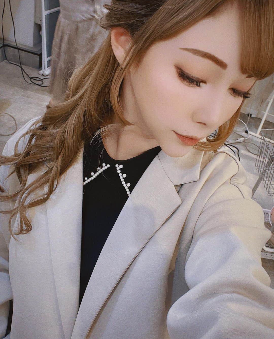 ティアさんのインスタグラム写真 - (ティアInstagram)「@dclinic_plus  Waiting 4my friend 😀 #botox #ボトックス」11月21日 19時55分 - tiatan072