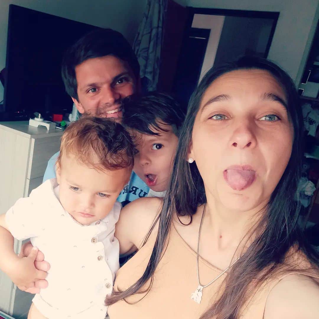 アメリー・ラコステのインスタグラム：「❤ Mi Familia ❤」