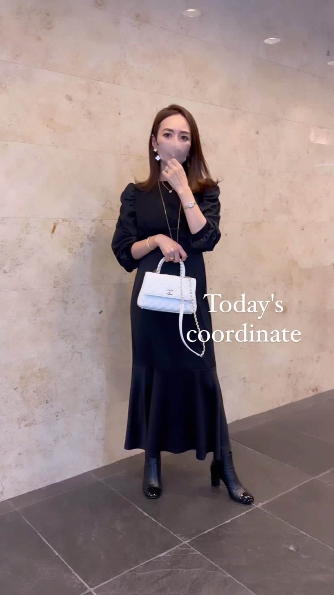 星玲奈のインスタグラム：「一見１枚のワンピース見えだけど 実はセットアップ！ それぞれを着回しできる便利アイテムは mily biletのもの❤️私はブラックのMサイズ着用！ （しかもすごくプチプラ🥹） 短丈のトップスは、袖のシアーとジャガードのコンビで ボリューム感もアクセントになる😍 中のキャミワンピは、インナーで色々遊べるシンプルめなデザイン😊 マーメイドシルエットもキレイ❤️ ・ @classicalelf_official  @zozotown  #クラシカルエルフ #classicalelf #エルフコーデ  #milybilet #ミウィビレット #タイアップ #uniqlo #gu #zara #ユニクロ #ジーユー #ザラ #zozo #zozotown #zozo購入品 #zozotown購入品 #セットアップ #クロップド丈 #キャミワンピ#秋服コーデ #大人コーデ #大人カジュアル #プチプラ #プチプラコーデ」